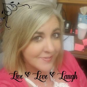 Meet your Posher, Deanna